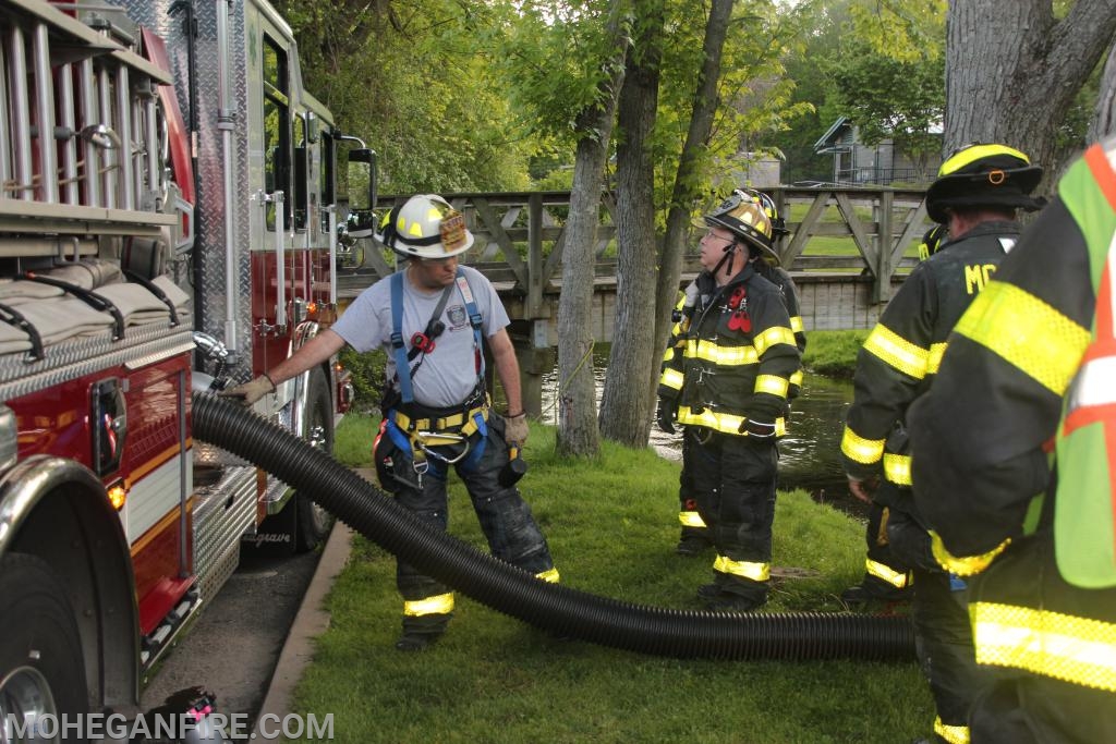 Drafting and Hoseline Operations Training - Mohegan Volunteer Fire ...
